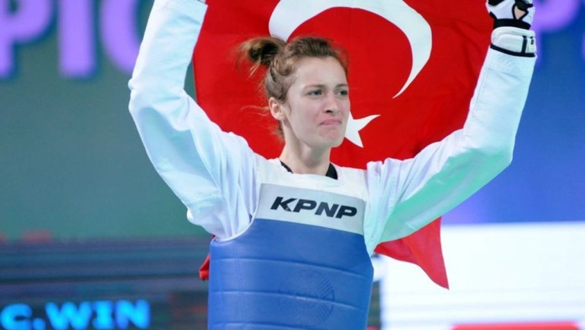 Zeliha Ağrıs dünya şampiyonu!