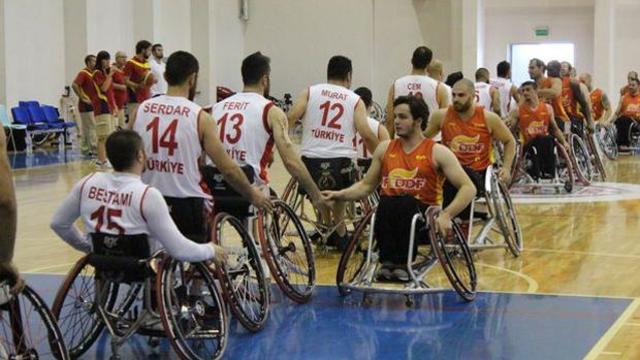 Tekerlekli sandalye basketbolunda şampiyon Türkiye