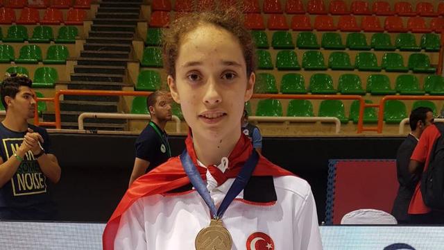 Huriye Nur Ergin dünya şampiyonu oldu