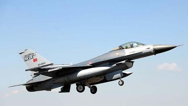 Mehmetçik'ten PKK kamplarına hava harekatı