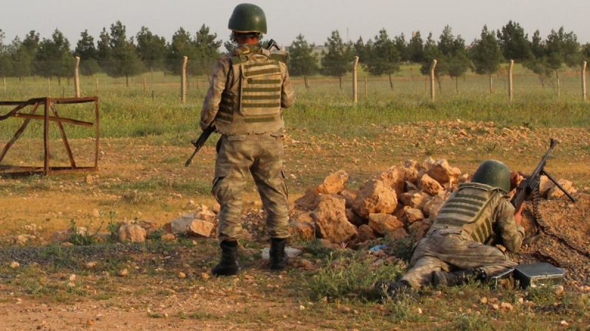 Barzani iki namlunun arasında!
