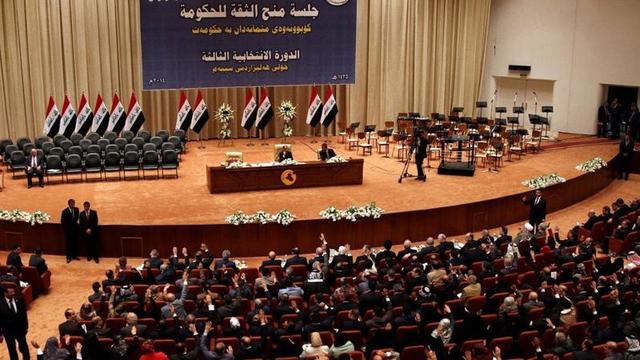 Irak meclisinin kapıları Barzani'ye kapandı!