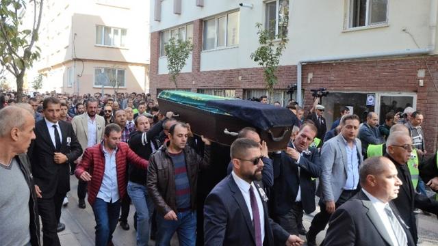 Milli sanayici Firuz Kanatlı'yı  son yolculuğuna uğurladık