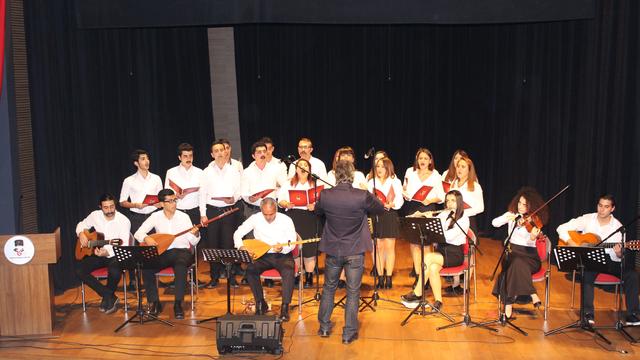 TGB Ayb&uuml;ke Yal&ccedil;ın Korosu şehit &ouml;ğretmenlerimiz i&ccedil;in s&ouml;yledi