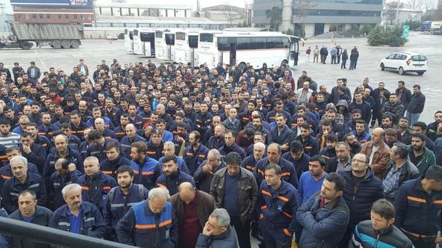 Metal işçileri iş bıraktı