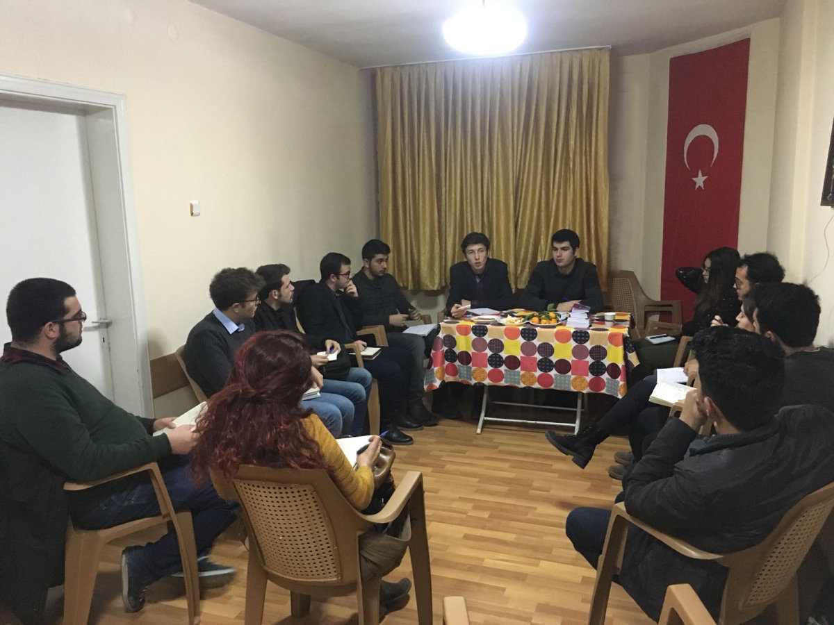 TGB Konya &Ouml;zg&uuml;r Bursalı ile y&ouml;netim kurulunu topladı