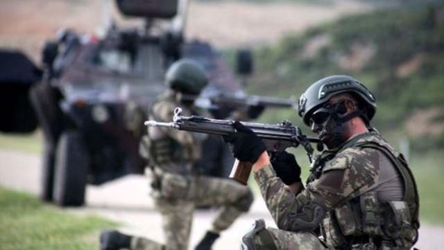 Mehmetçik Kuzey Irak'ta PKK'ya nefes aldırmıyor!