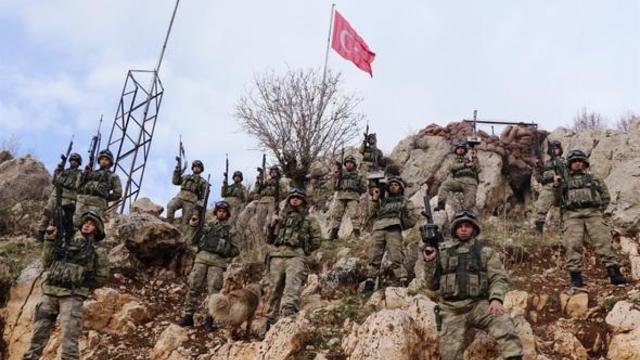 Mehmetçik yeni yılı Komando Andı ile kutladı