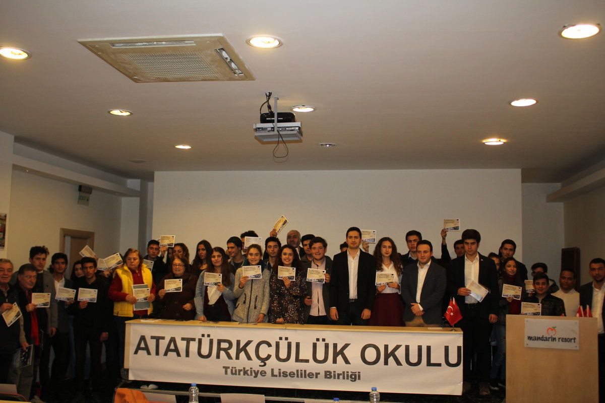 TaLeBe'ler Atatürkçülük Okullarında buluşuyor!
