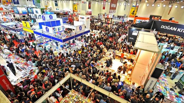 TGB İzmir T&Uuml;YAP Kitap Fuarı'nda