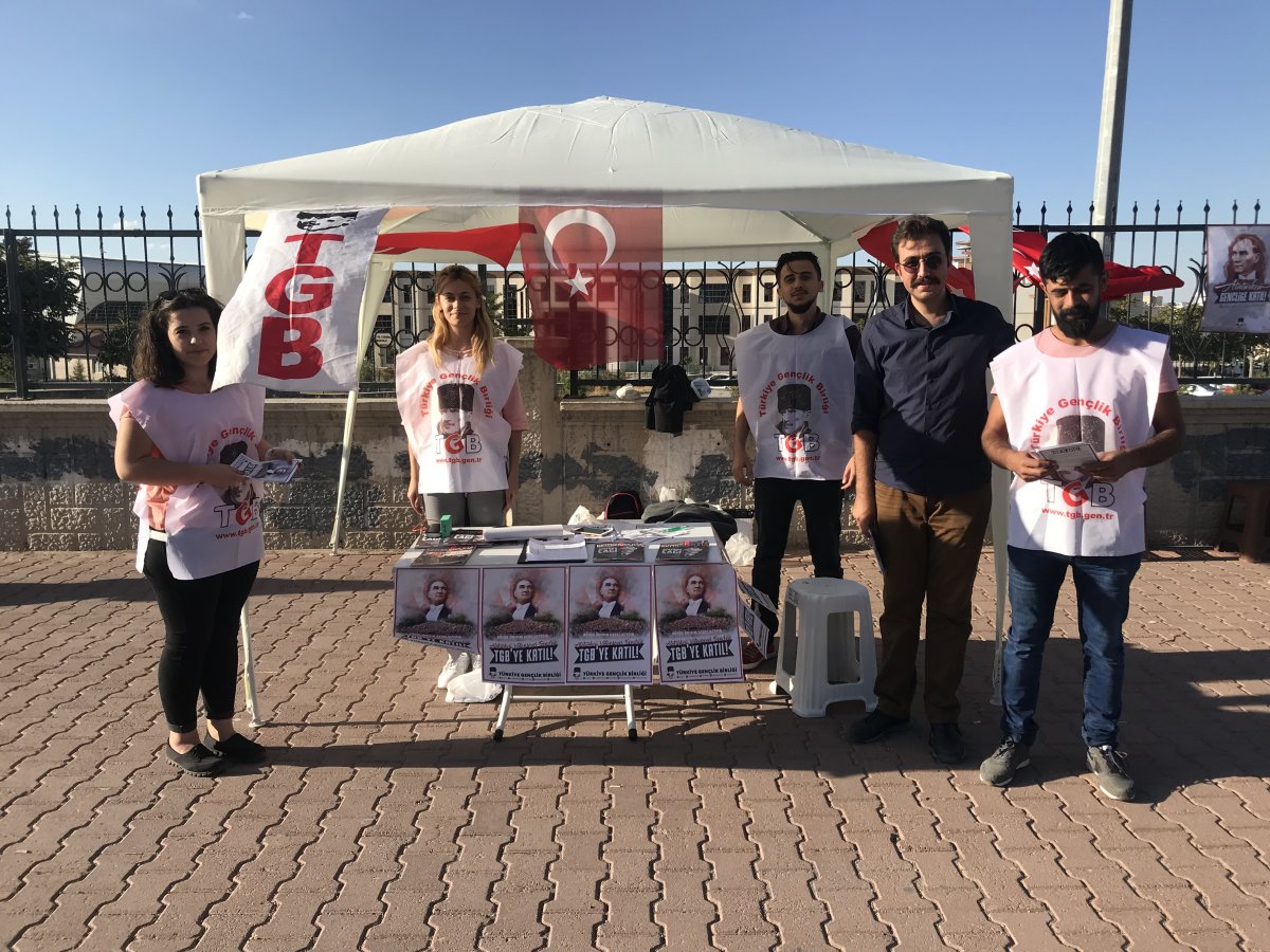 TGB Nevşehir &ouml;ğrencileri Atat&uuml;rk&ccedil;&uuml; gen&ccedil;liğe &ccedil;ağırıyor