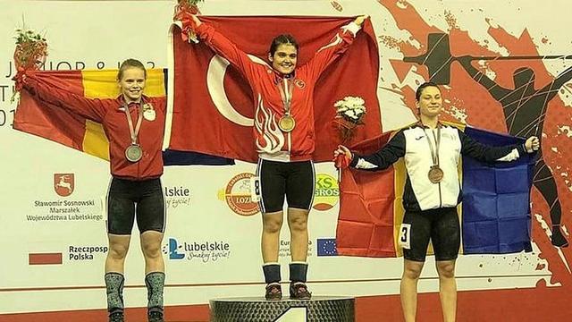 Ayşegül Çakın Avrupa Şampiyonu!