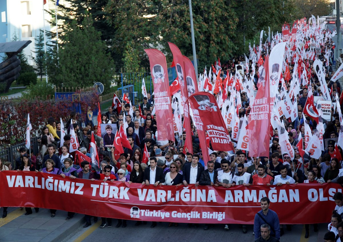 TGB Türk Milletini Yeniden Ayağa Kaldırdı