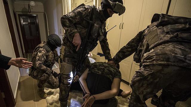 PKK'nın Haraç Çetesine Operasyon: 21 Gözaltı
