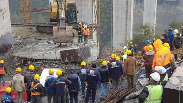 Gebze'de Viyadük Düştü: 5 İşçi Yaşamını Yitirdi