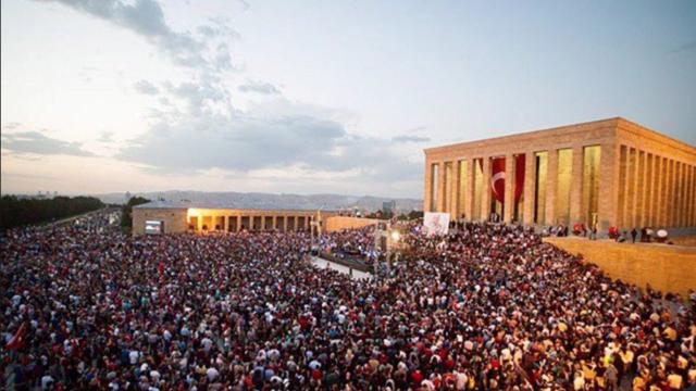 Kasım'da Anıtkabir'e 1 Buçuk Milyon Ziyaretçi Akın Etti