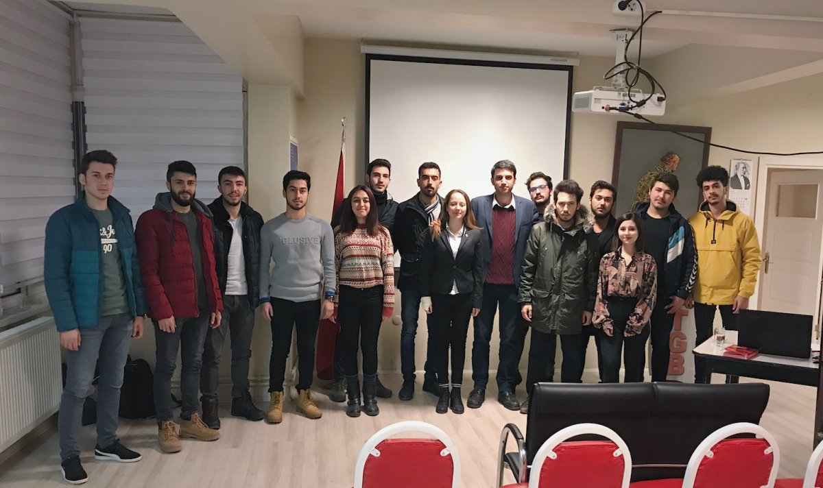 TGB Kütahya "Türk Gençliğinin Vazifeleri"ni Konuştu