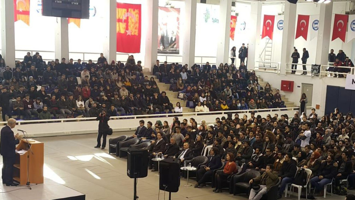 İlker Başbuğ Marmara Üniversitesi Öğrencileriyle Buluştu