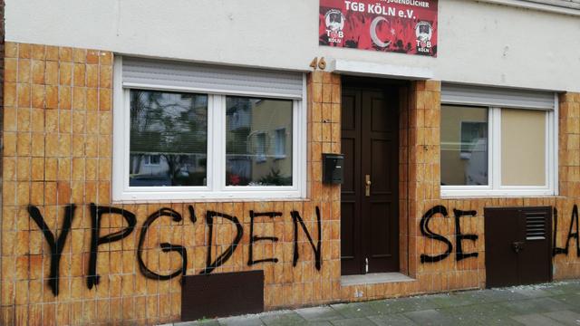 PKK’dan TGB Köln Bürosuna Saldırı