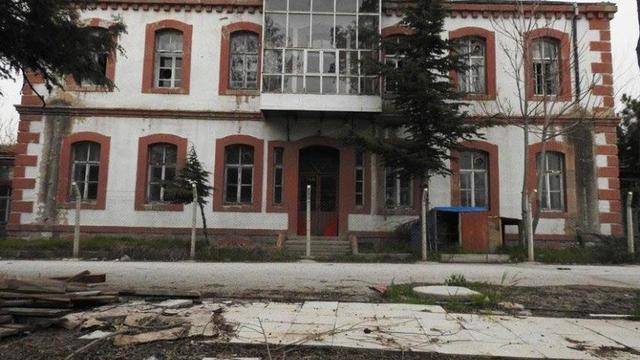Milli Mücadelenin Simgesi Çoban Mektebi Çürüyor