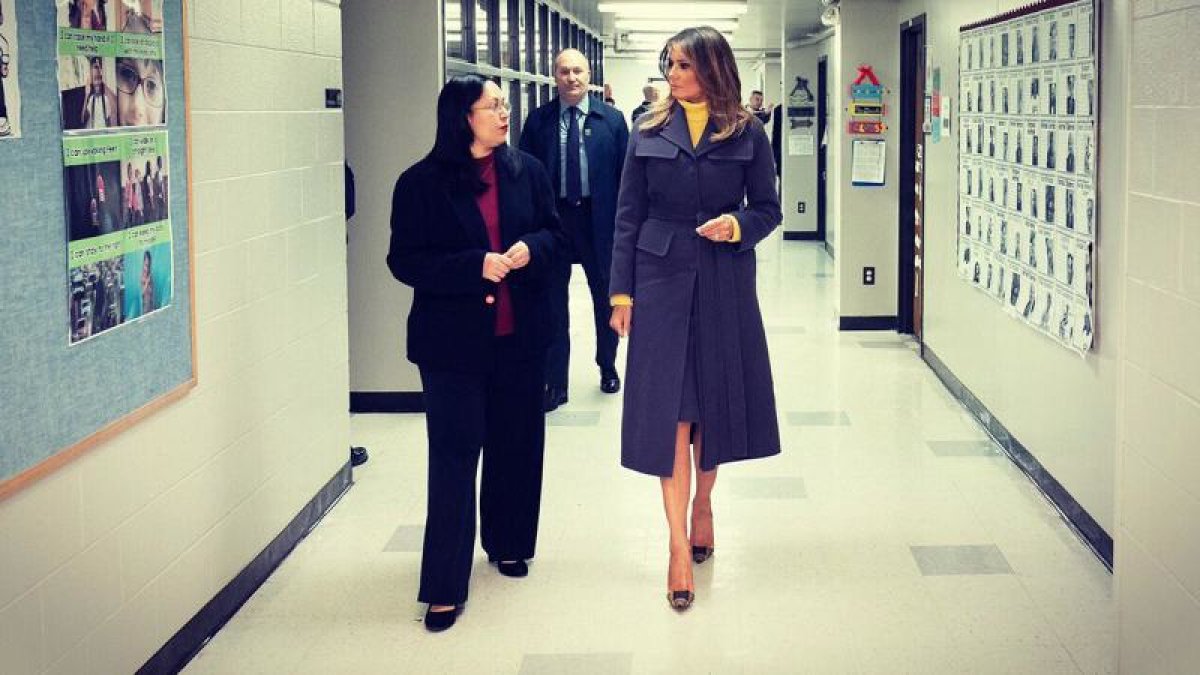 Melania Trump bu ay başında FETÖ bağlantılı Dove School of Discovery'i ziyaret etmişti.