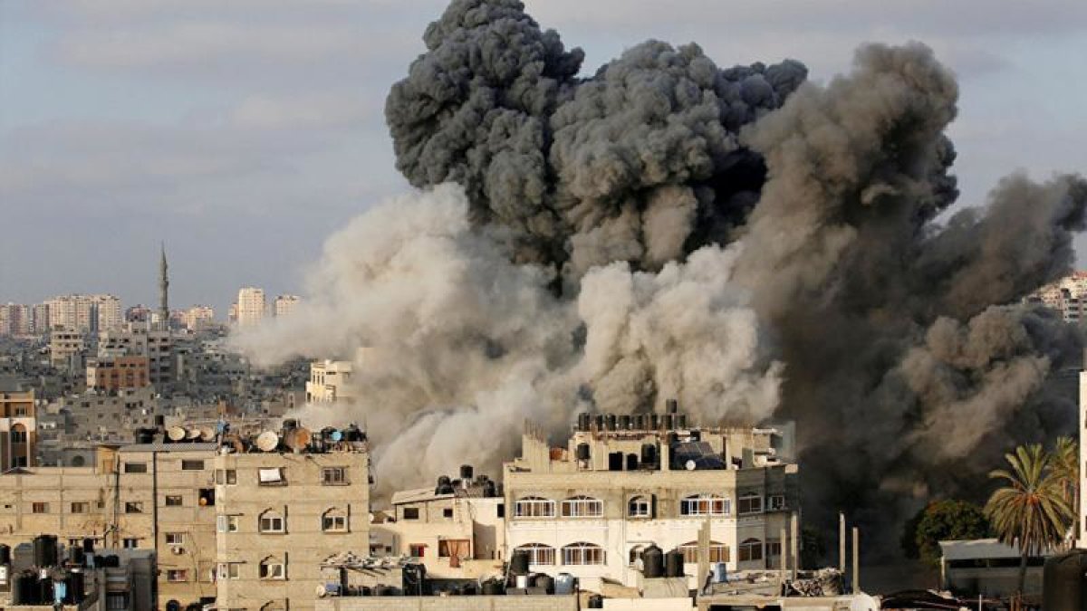 Trump İmzaladı İsrail Ateşkese Rağmen Gazze'yi Vurdu!