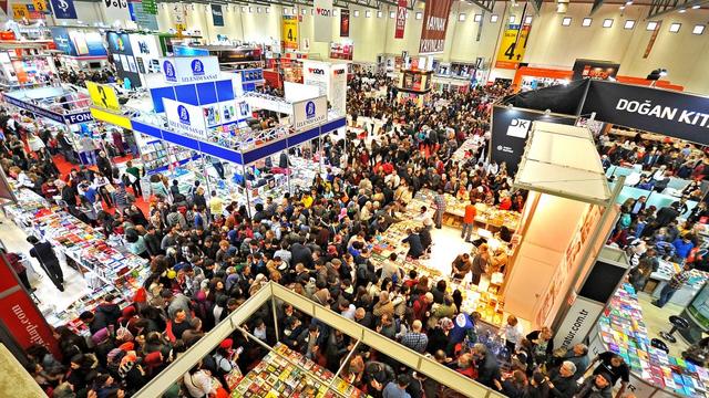 İzmir Kitap Fuarı Başlıyor!