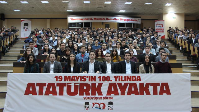 100. Yılında 100 Bin Genç İstanbul'da!