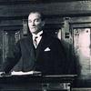 Atatürk Hepimize Lazım
