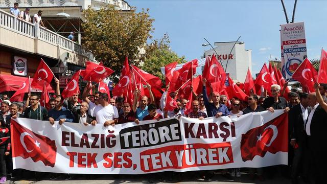 "Teröre Lanet, Kardeşliğe Davet"