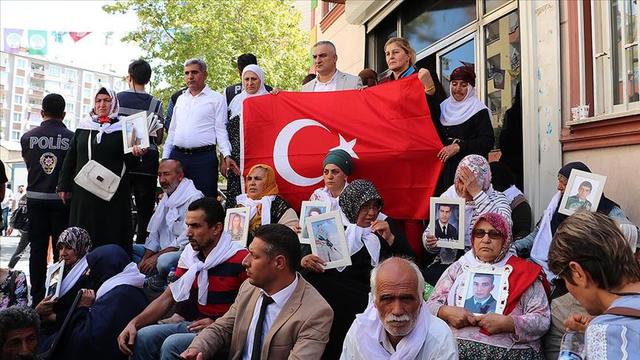 Demiri Eritecek Yürek
