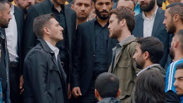 "Lanet Bir Dizi Var 'Çukur' Diye"