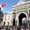 Devlet Üniversitesinde Okuyan Öğrenciler Daha Mutlu