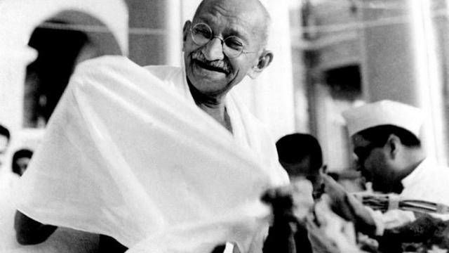 Mazlumların Sabırlı Önderi: Mahatma Gandhi
