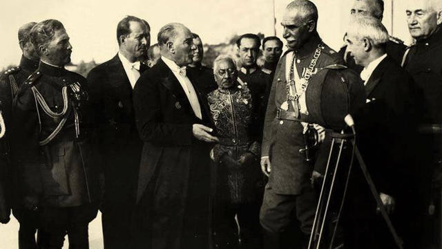 Atatürk ve Dış Politika