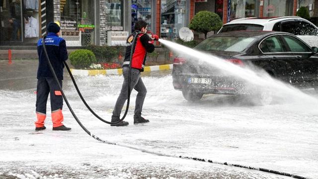 Sokakların Dezenfekte Edilmesi Faydalı Değil Zararlı