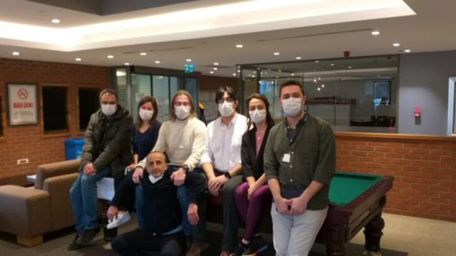 Prof. Dr. Ercüment Ovalı Duyurdu: Koronavirüs Aşısı İçin Deneyler Başladı