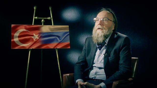 Dugin: Libya'da Fransa'ya karşı Türk-Rus işbirliği