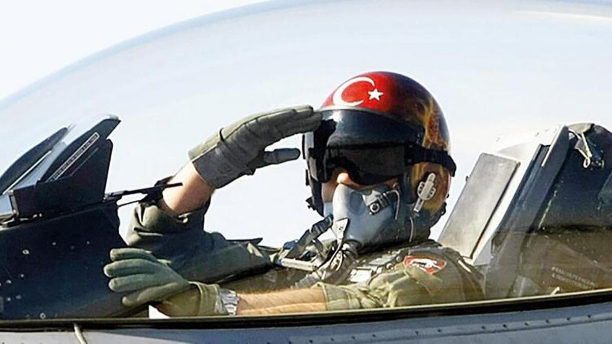 FETÖ'nün F-16 Pilotlarına İlaçlı Kumpası Deşifre Oldu