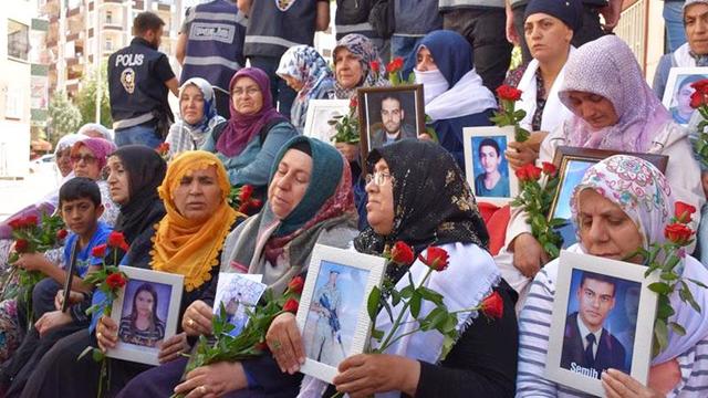 Diyarbakır Annelerinin Eylemine Bir Aile Daha Katıldı