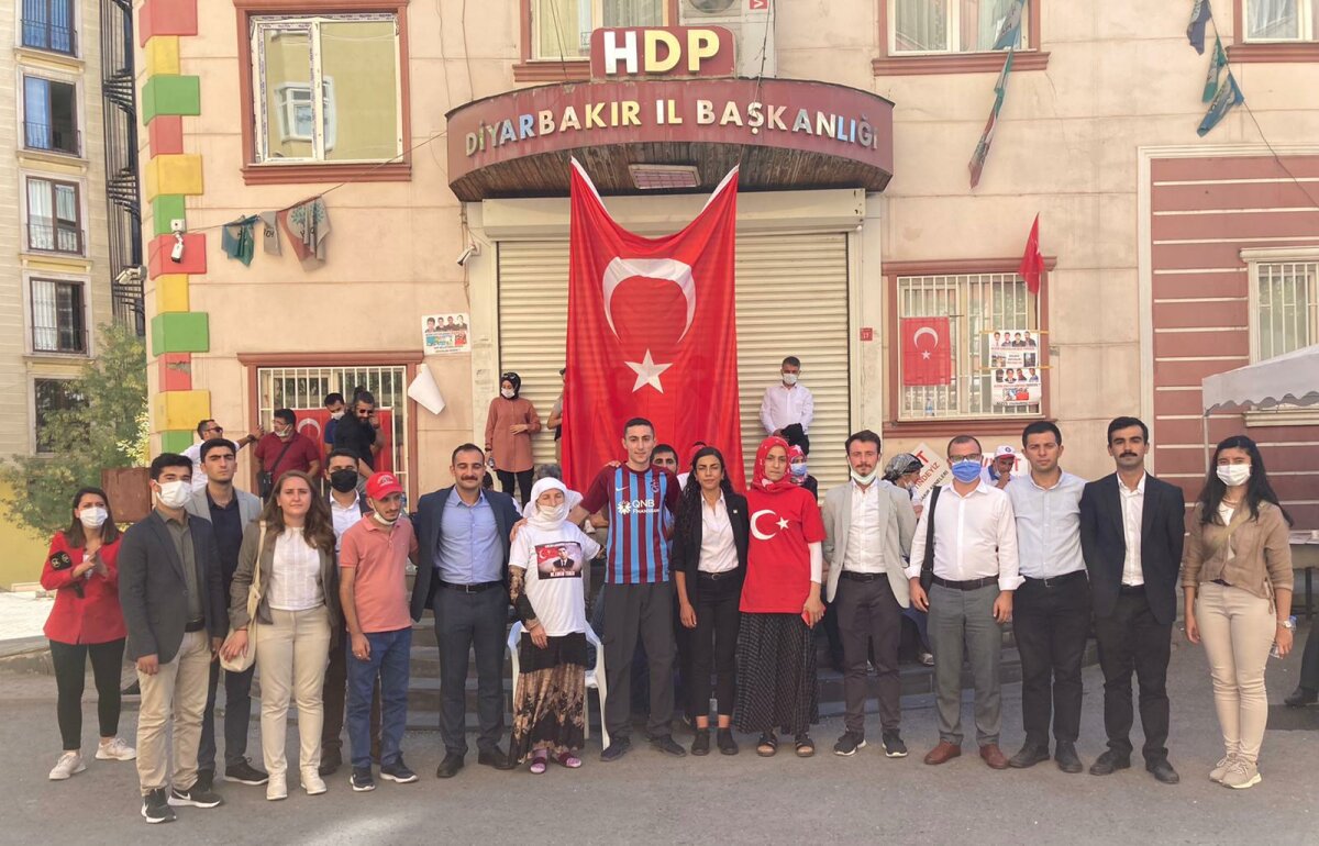 PKK'dan Kaçıp TGB'ye Üye Olan Mustafa Biçer Ulusal Kanal'a Konuştu