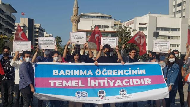 TGB İzmir: Barınma Sorunu Acilen Çözülmeli