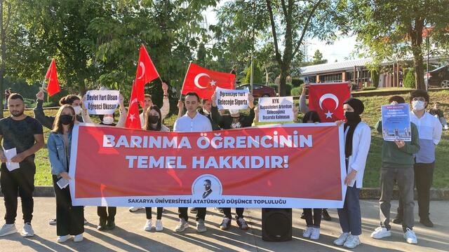 Sakarya’da Öğrenciler Barınma Sorununa Çözüm İstedi