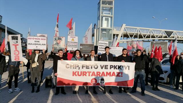 CHP'nin KHK'lılar Buluşmasına Protesto 