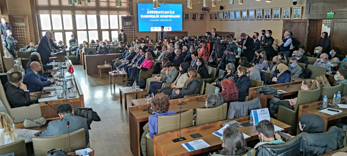 Azerbaycan İle Kardeşlik Konferansı: Asya’nın Öncülüğünde Yeni Dünya Kuruluyor