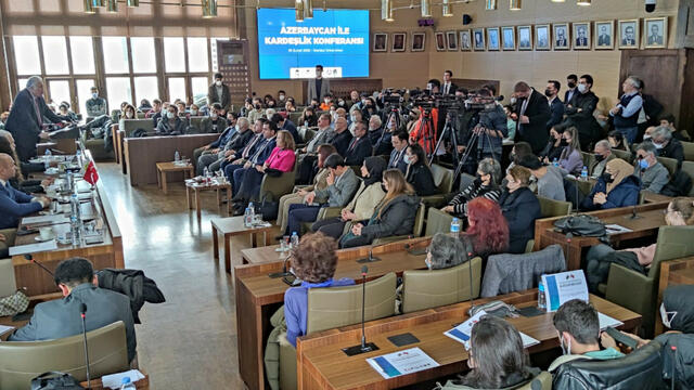 Azerbaycan İle Kardeşlik Konferansı: Asya’nın Öncülüğünde Yeni Dünya Kuruluyor