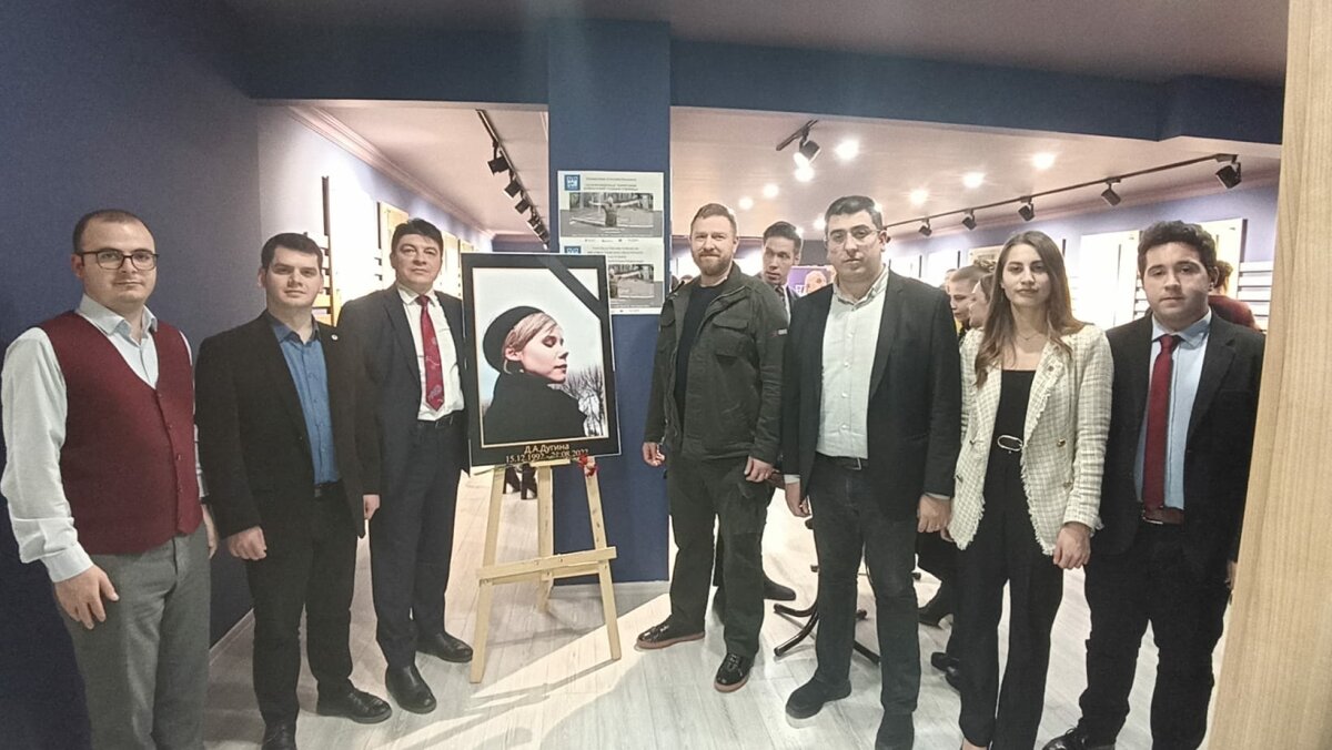 Rusya Bilim ve Kültür Merkezi'nin fotoğraf sergisine katıldık.