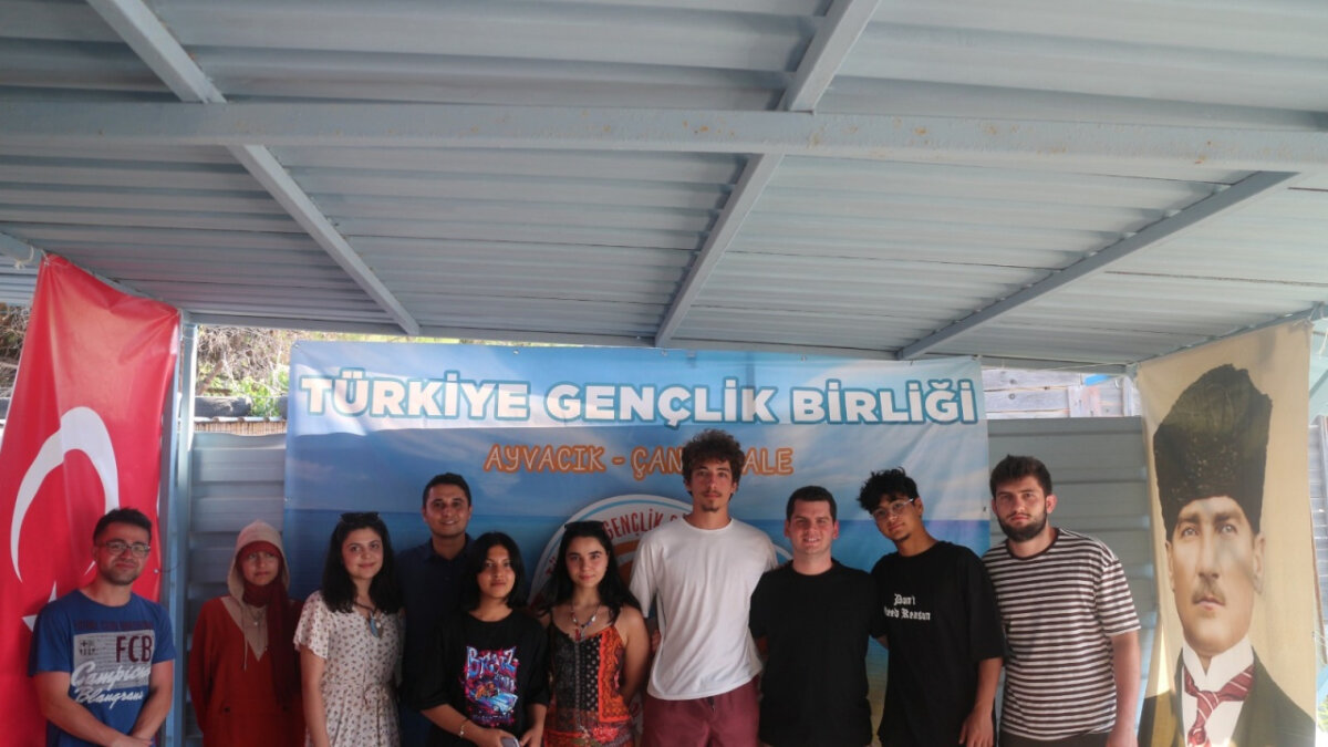 Atatürkçü Gençlik Kampları tamamlandı! Ayağı burkulanın koluna girildi