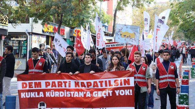 Türk gençliğinden ‘DEM Parti kapatılsın’ yürüyüşü