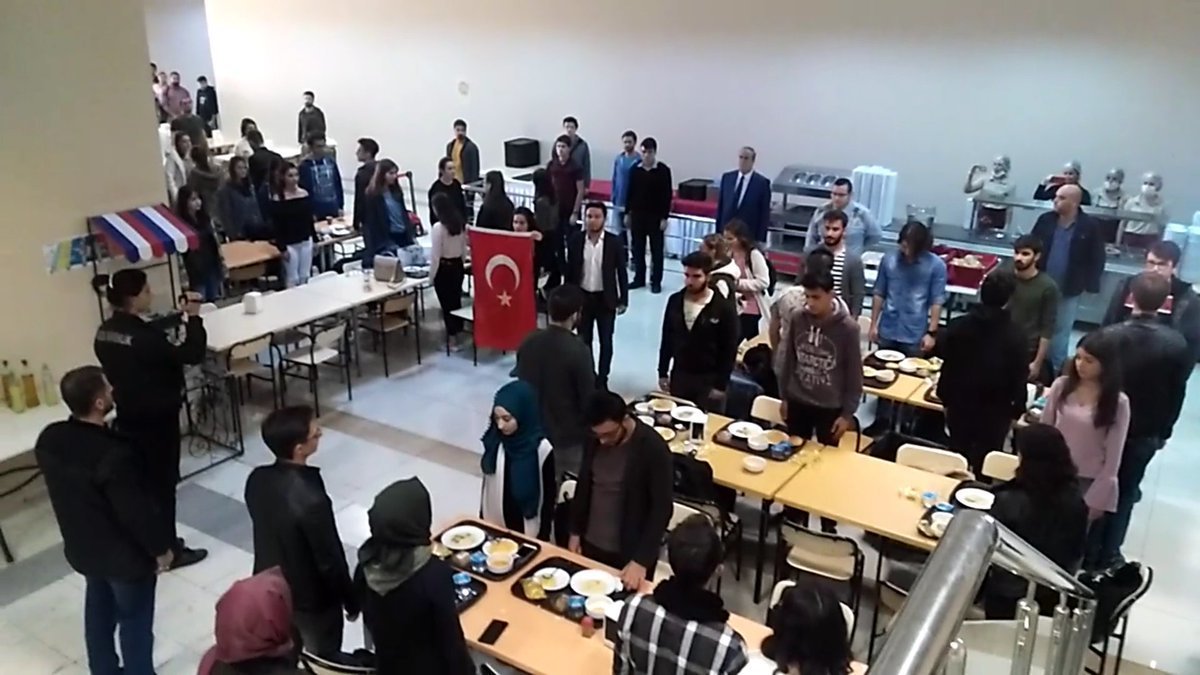 TGB Kâtip Çelebi Birim Örgütü olarak okulumuz öğrencilerinin katılımı ile şehitlerimizi andı.